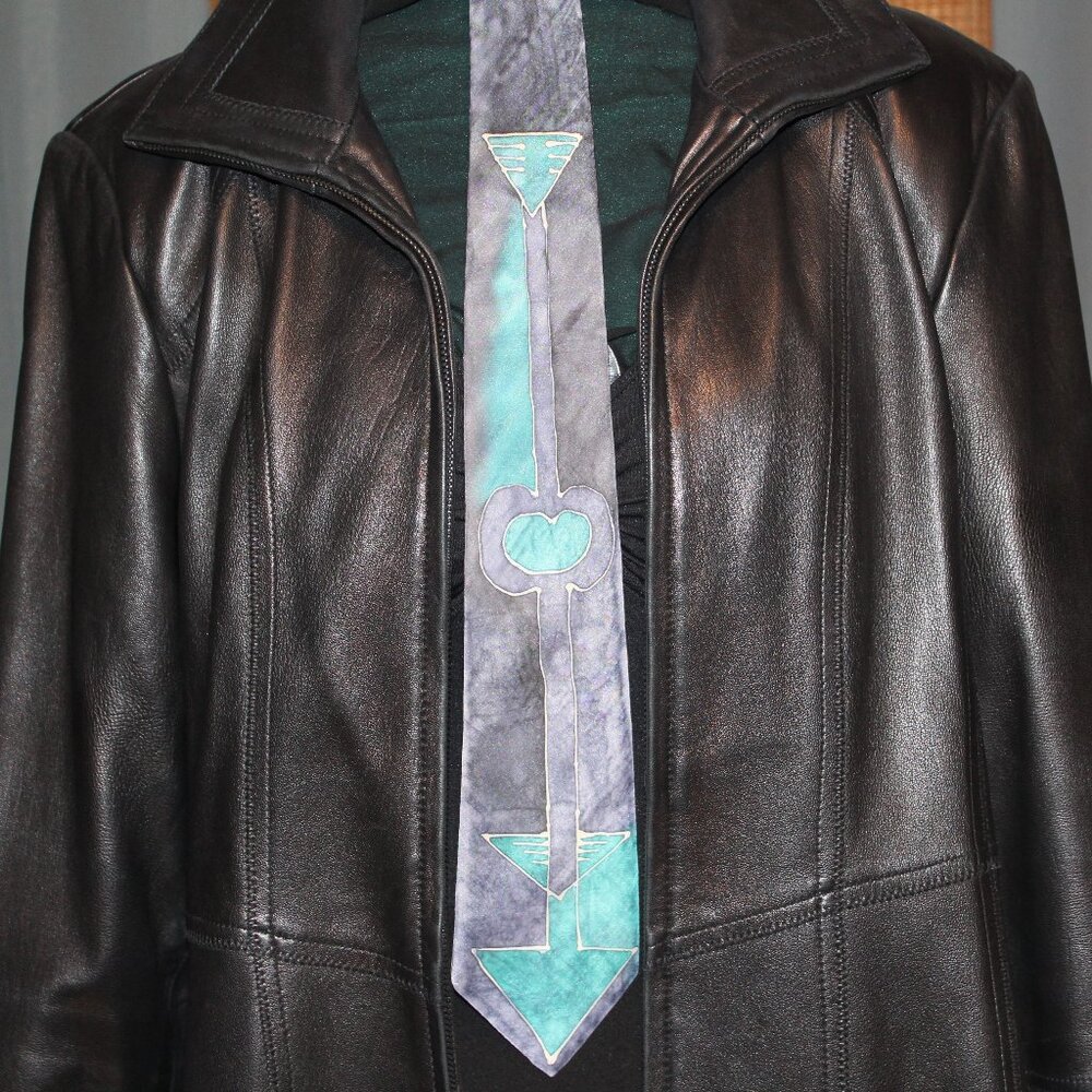 Hand painted Esser-Seiden German Silk TIE  grey teal geometric